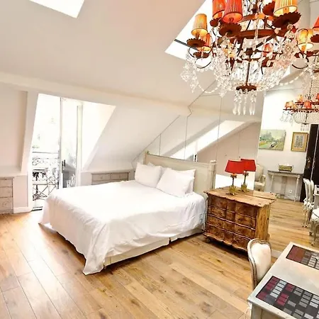 A Duplex In The Sky