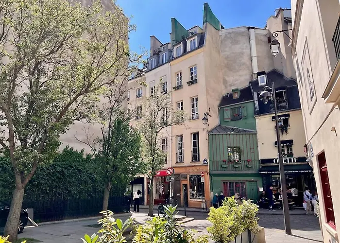 A Duplex In The Sky Paris